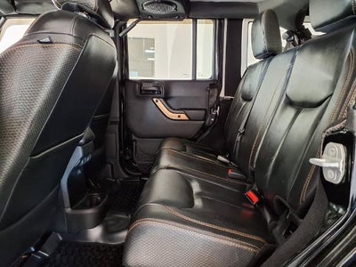 2014 Jeep Wrangler Unlimited 4WD 4dr Sahara