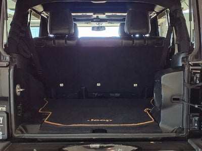 2014 Jeep Wrangler Unlimited 4WD 4dr Sahara