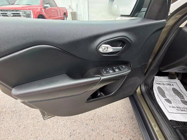 2014 Jeep Cherokee 4WD 4dr Trailhawk