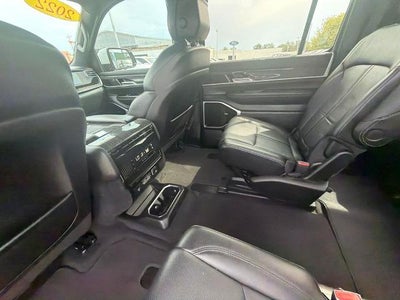 2022 Jeep Wagoneer Series III 4x2
