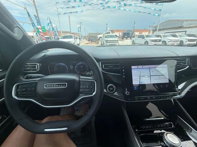2022 Jeep Wagoneer Series III 4x2