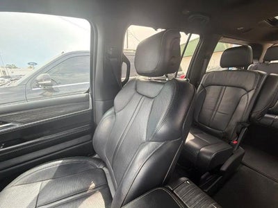 2022 Jeep Wagoneer Series III 4x2