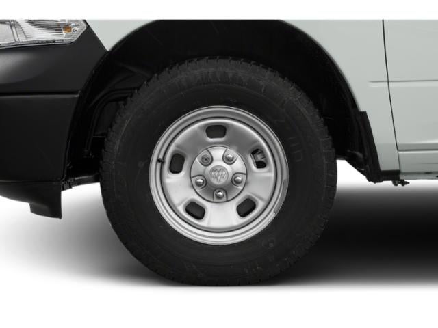 2014 RAM 1500 4WD Quad Cab 6.4 Ft Box Express