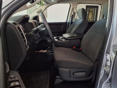 2024 RAM 1500 Classic Tradesman 4x4 Crew Cab 5'7" Box