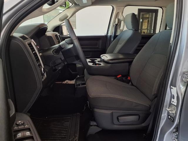 2024 RAM 1500 Classic Tradesman 4x4 Crew Cab 5'7" Box