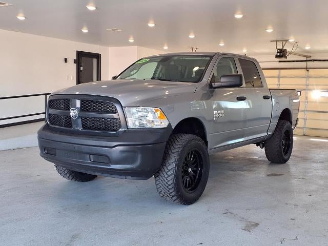 2024 RAM 1500 Classic Tradesman 4x4 Crew Cab 5'7" Box