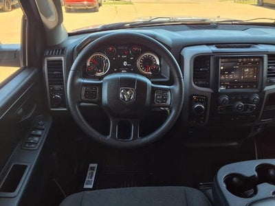 2024 RAM 1500 Classic Tradesman 4x4 Crew Cab 5'7" Box