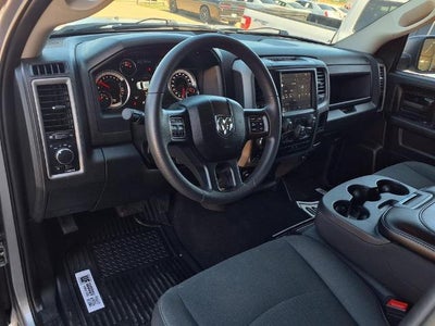 2024 RAM 1500 Classic Tradesman 4x4 Crew Cab 5'7" Box