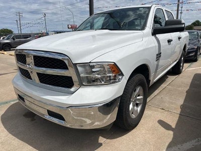 2023 RAM 1500 Classic SLT 4x4 Crew Cab 5'7" Box