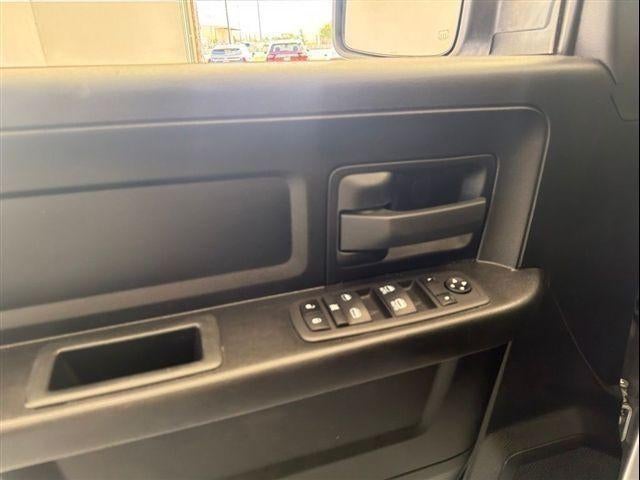 2024 RAM 1500 Classic Warlock 4x4 Crew Cab 5'7" Box