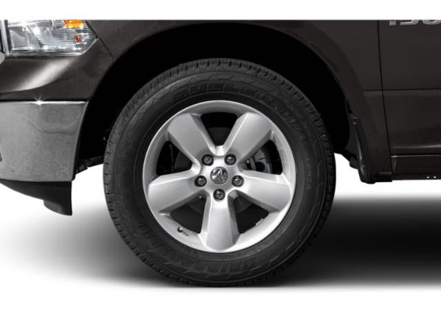 2014 RAM 1500 4WD Crew Cab 5.7 Ft Box Lone Star