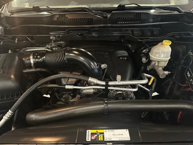 2016 RAM 1500 4WD Crew Cab 6.4 Ft Box Laramie