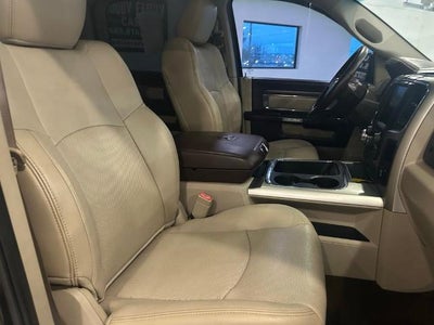 2016 RAM 1500 4WD Crew Cab 6.4 Ft Box Laramie