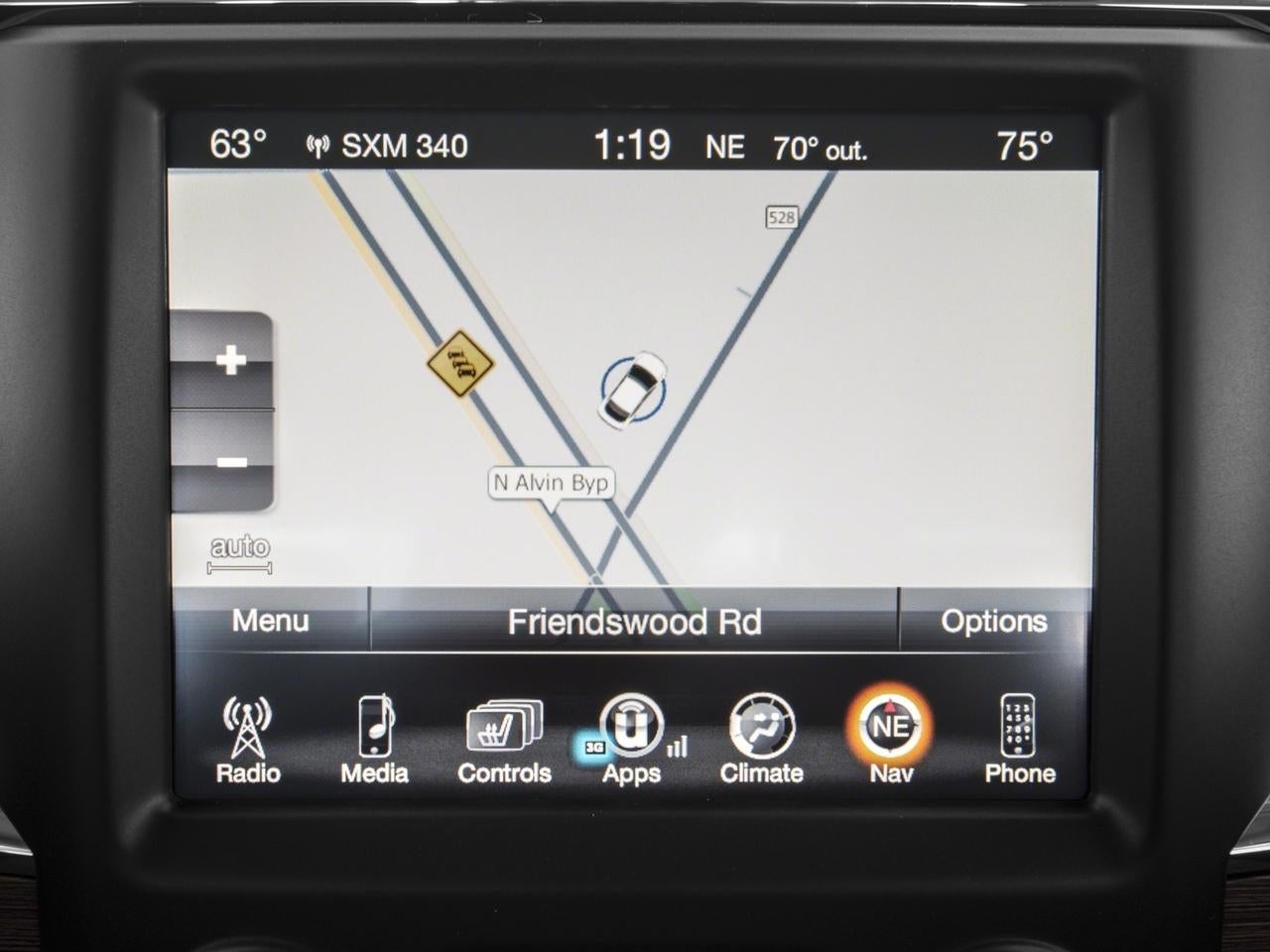 2016 RAM 1500 4WD Crew Cab 6.4 Ft Box Laramie