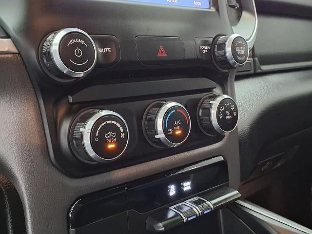 2022 RAM 1500 Big Horn 4x2 Crew Cab 5'7" Box