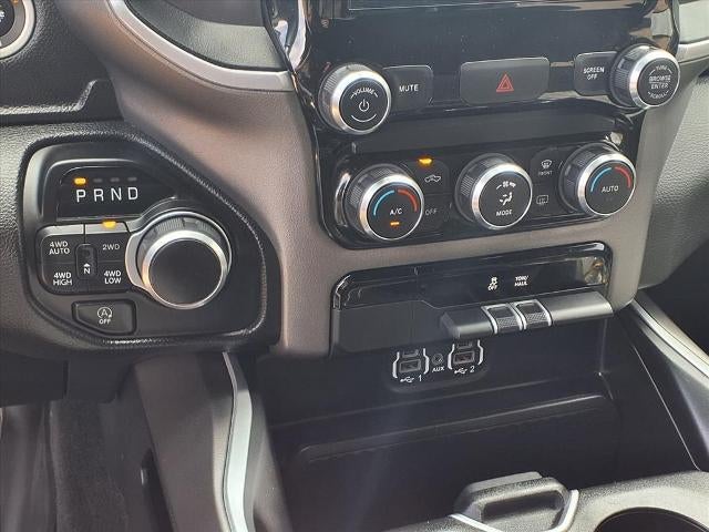 2022 RAM 1500 Big Horn 4x4 Crew Cab 5'7" Box