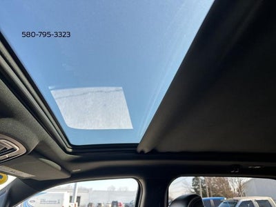 2022 RAM 1500 Limited 4x4 Crew Cab 5'7" Box