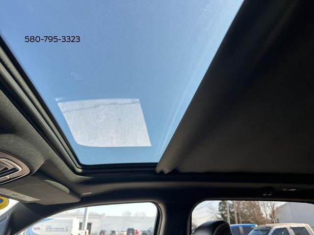 2022 RAM 1500 Limited 4x4 Crew Cab 5'7" Box