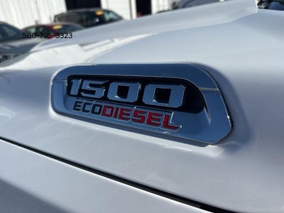 2022 RAM 1500 Limited 4x4 Crew Cab 5'7" Box