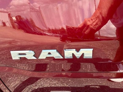 2021 RAM 1500 Laramie 4x4 Crew Cab 5'7" Box
