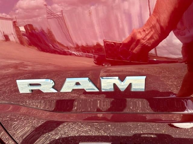 2021 RAM 1500 Laramie 4x4 Crew Cab 5'7" Box