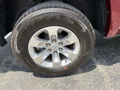 2021 RAM 1500 Laramie 4x4 Crew Cab 5'7" Box