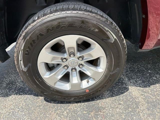 2021 RAM 1500 Laramie 4x4 Crew Cab 5'7" Box