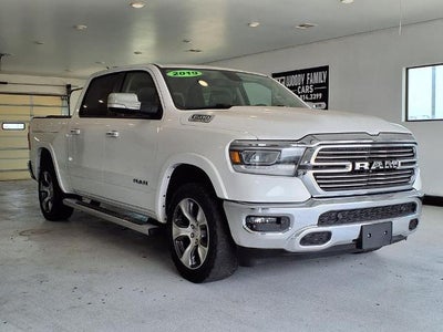2019 RAM 1500 Laramie 4x4 Crew Cab 5'7" Box
