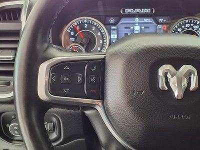 2019 RAM 1500 Laramie 4x4 Crew Cab 5'7" Box