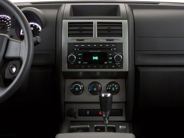 2011 Dodge Nitro 2WD 4dr Heat