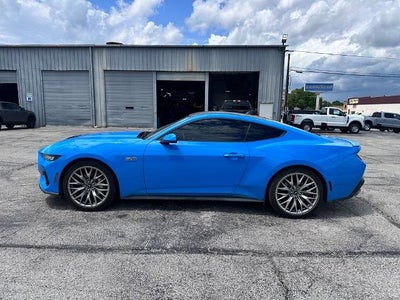 2025 Ford Mustang GT Premium Fastback