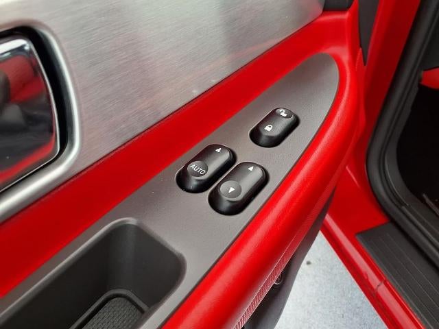 2002 Ford Thunderbird Base
