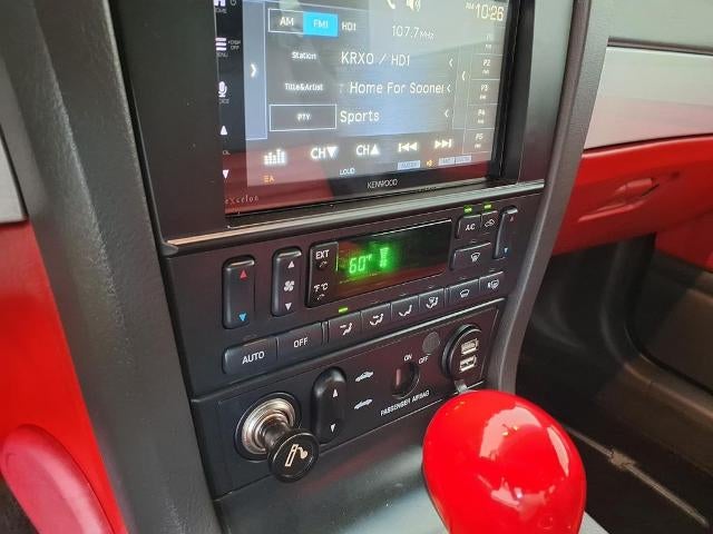 2002 Ford Thunderbird Base