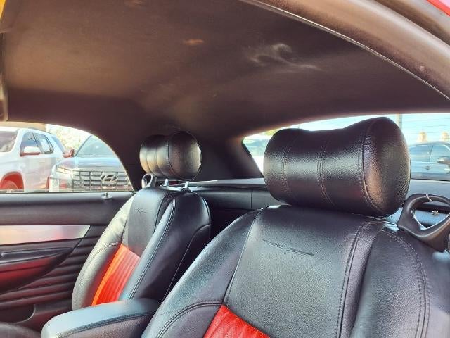2004 Ford Thunderbird Base