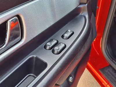 2004 Ford Thunderbird Base