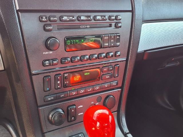 2004 Ford Thunderbird Base
