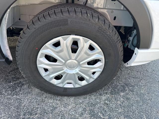 2025 Ford Transit Passenger Wagon T-350 148" Med Roof XLT RWD