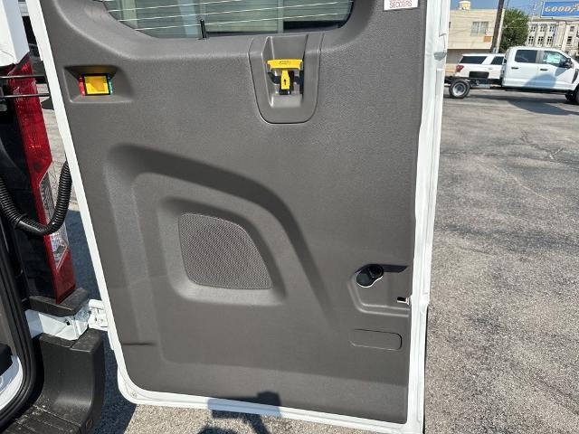 2025 Ford Transit Passenger Wagon T-350 148" Med Roof XLT RWD