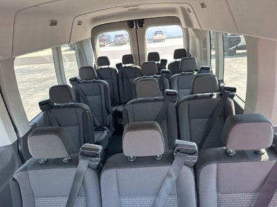 2025 Ford Transit Passenger Wagon T-350 148" Med Roof XLT RWD