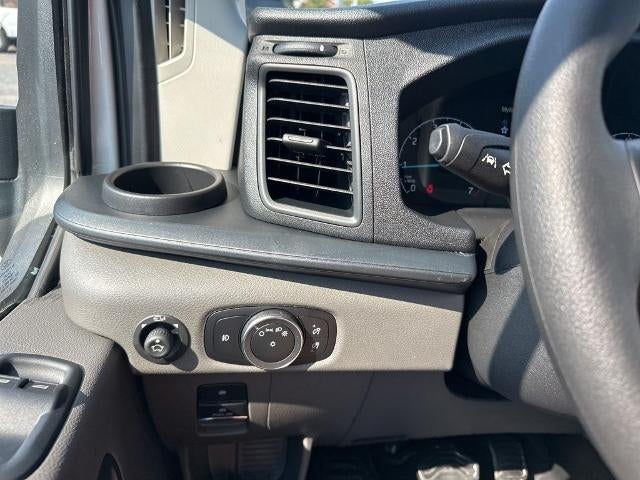 2025 Ford Transit Passenger Wagon T-350 148" Med Roof XLT RWD
