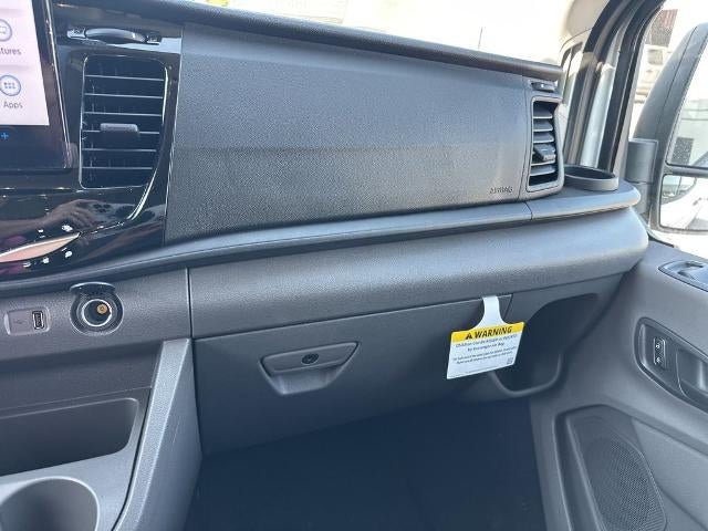 2025 Ford Transit Passenger Wagon T-350 148" Med Roof XLT RWD