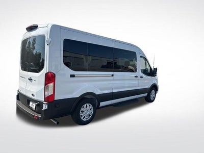 2025 Ford Transit Passenger Wagon T-350 148" Med Roof XLT RWD