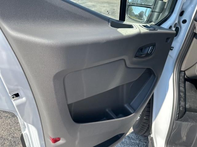 2025 Ford Transit Passenger Wagon T-350 148" Med Roof XL RWD