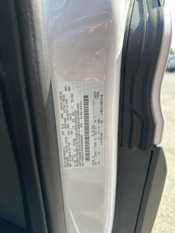 2025 Ford Transit Passenger Wagon T-350 148" Med Roof XL RWD