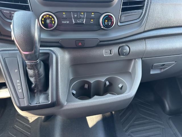 2025 Ford Transit Passenger Wagon T-350 148" Med Roof XL RWD