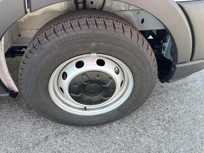 2025 Ford Transit Passenger Wagon T-350 148" Med Roof XL RWD