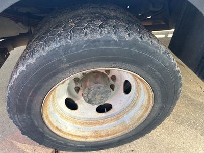 2015 Ford Super Duty F-450 DRW 2WD Crew Cab 176" WB 60" CA XL