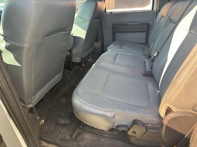 2015 Ford Super Duty F-450 DRW 2WD Crew Cab 176" WB 60" CA XL