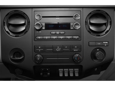 2015 Ford Super Duty F-450 DRW 2WD Crew Cab 176" WB 60" CA XL