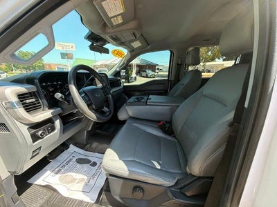 2023 Ford Super Duty F-450 DRW XL 4WD Crew Cab 179" WB 60" CA